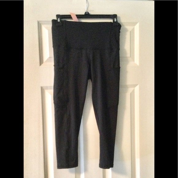 Molybell workout capris size small - Picture 2 of 5